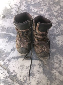 Oxnard Trail Boots Boys Size: 6