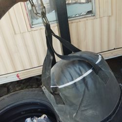 Everlast Punching Bag Great Condition 