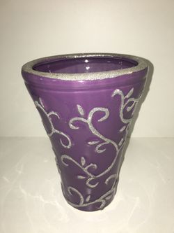 Decorative flower vase