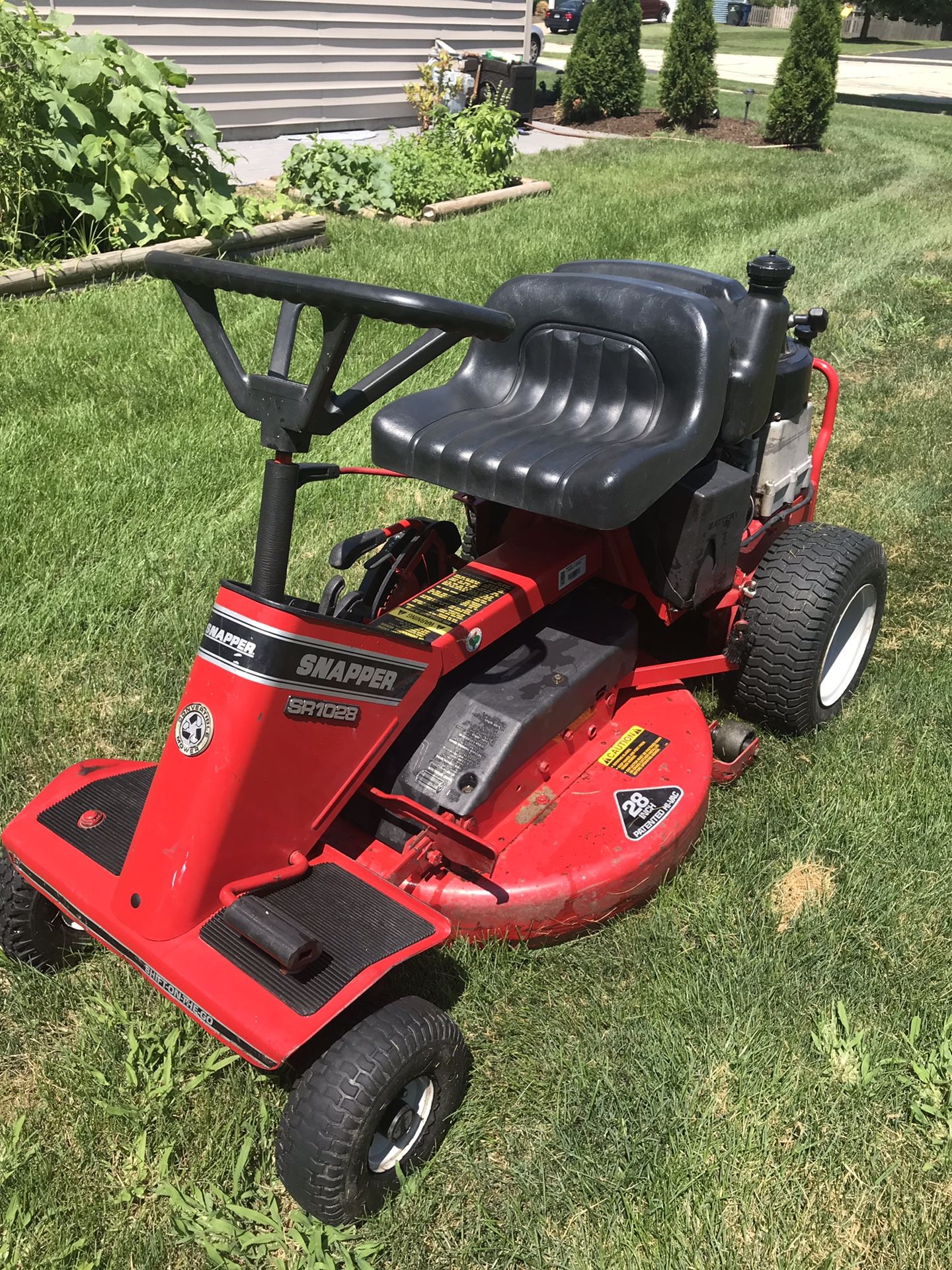 Riding Lawn Mower Snapper SR1028 For Sale In Naperville IL OfferUp riding-lawn-mower-snapper-sr1028-for-sale-in-naperville-il-offerup