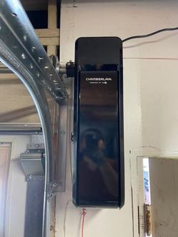 Side mount garage door
