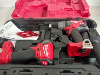 Milwaukee M18 Fuel Drill Driver Hammer and Impact new