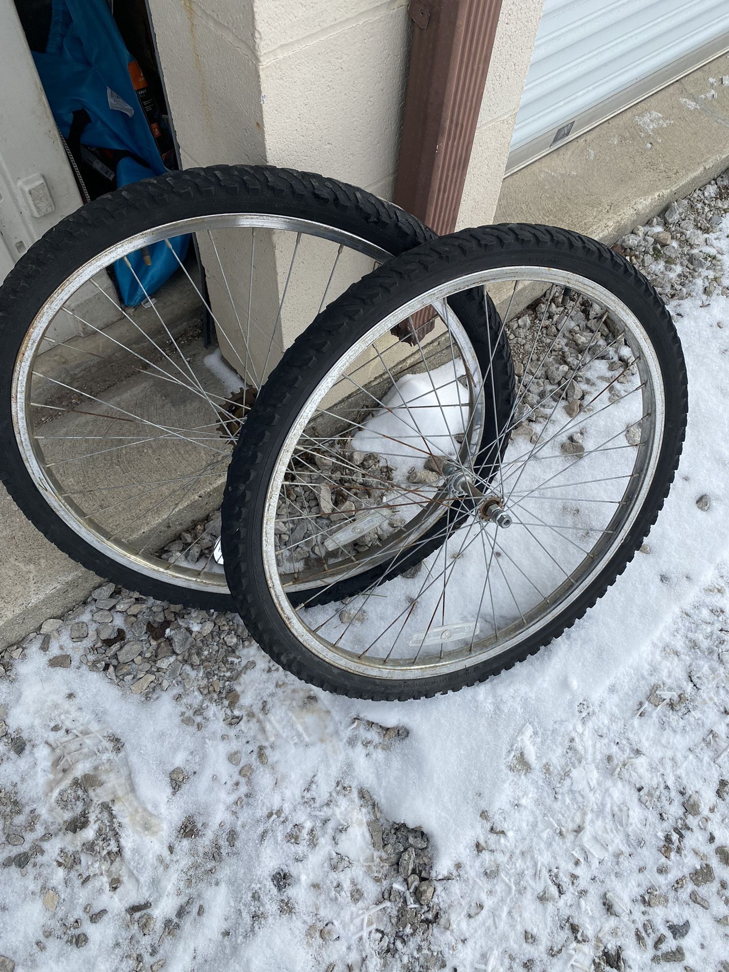 26 Inch Tires And Rims for Ten Speed Bike. All In really Good Condition. Matched Set of Schwin Wheels And Tires.
