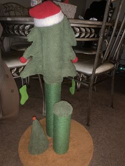 Christmas Cat Scratcher