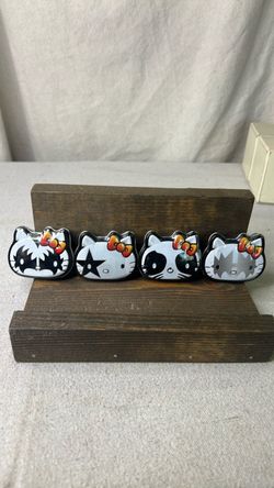 Hello Kitty Sealed Kiss Mints