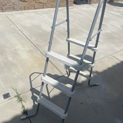 Pool Ladder 