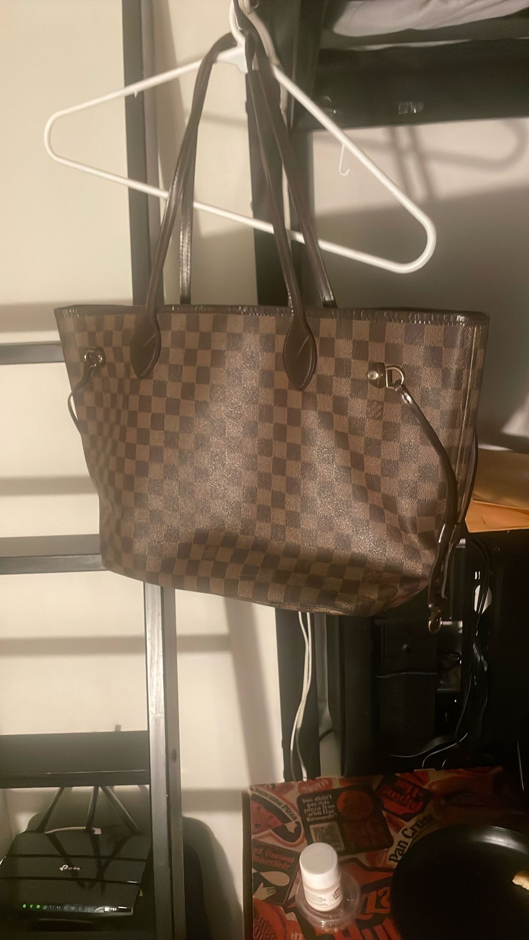 Louis Vuitton Neverfull Bag