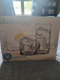 16 Piece Glassware Set