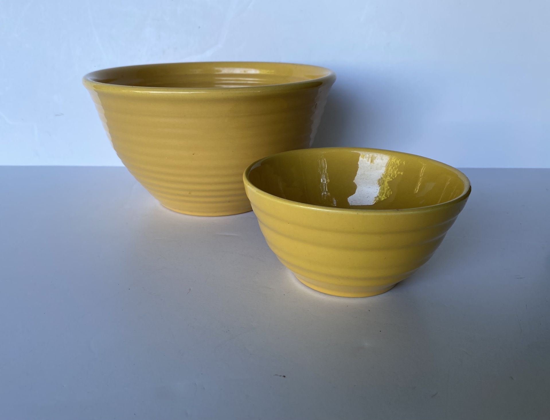 Vintage Bauer California Pottery Ringware Beehive Golden Honey Serving & Soup Bowls