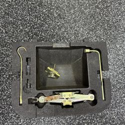 S2000 Spare Tire With Tool Kit (No tow hook)