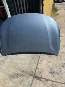 Hood Toyota Corolla 2020-2025