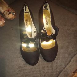 Women's Size 8 Bongo Black Dress Shoes