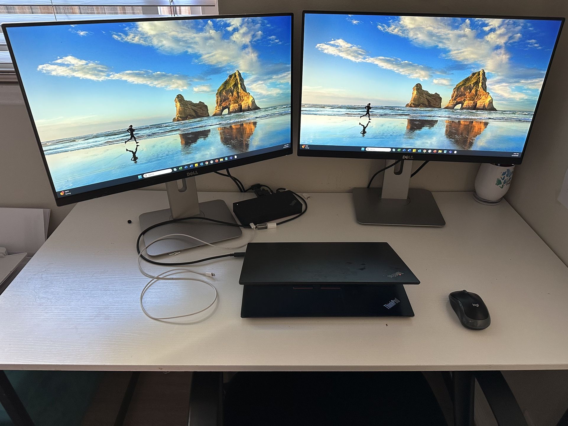 Dell 24inch Monitors Set Of Two. Work From Home Big Screen