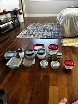Tupperware Lot