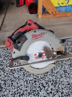 Circular saw Milwaukee tool only