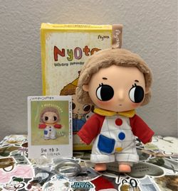 Authentic Pop Mart Nyota Where Moments Meet Series Plush Pendent - Hopscotch