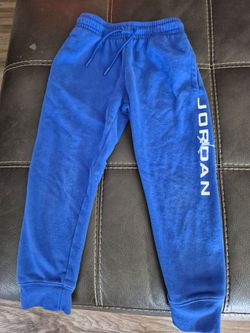 Kids Jordan Sweatpants size 6