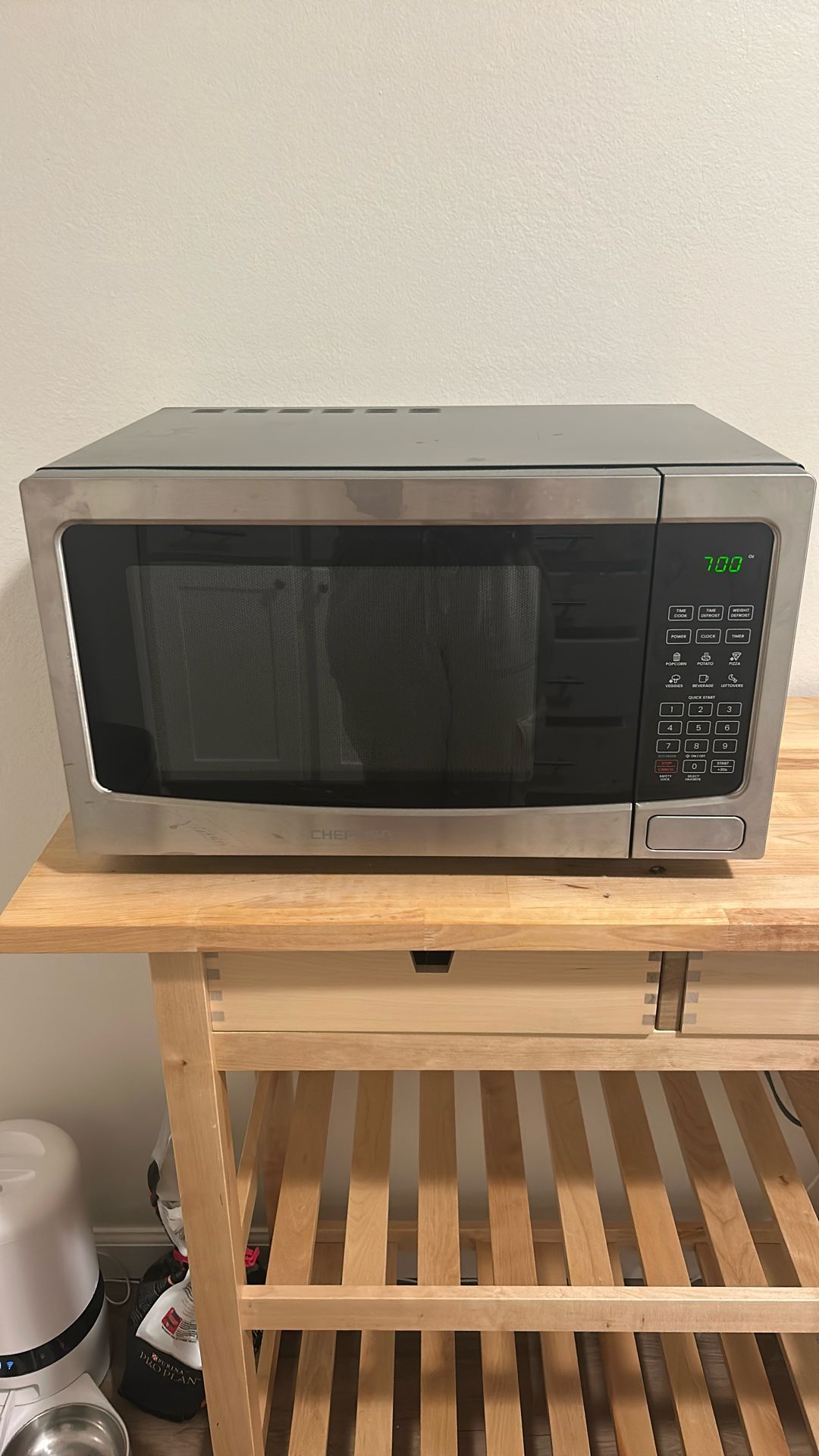 Chefman Microwave