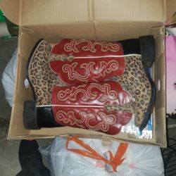 Ariat Boots 6and A Half