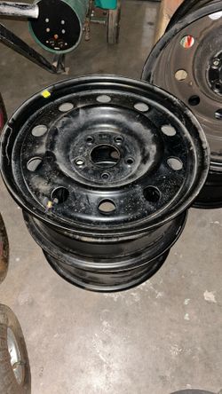 17 X 7 Wheel x3