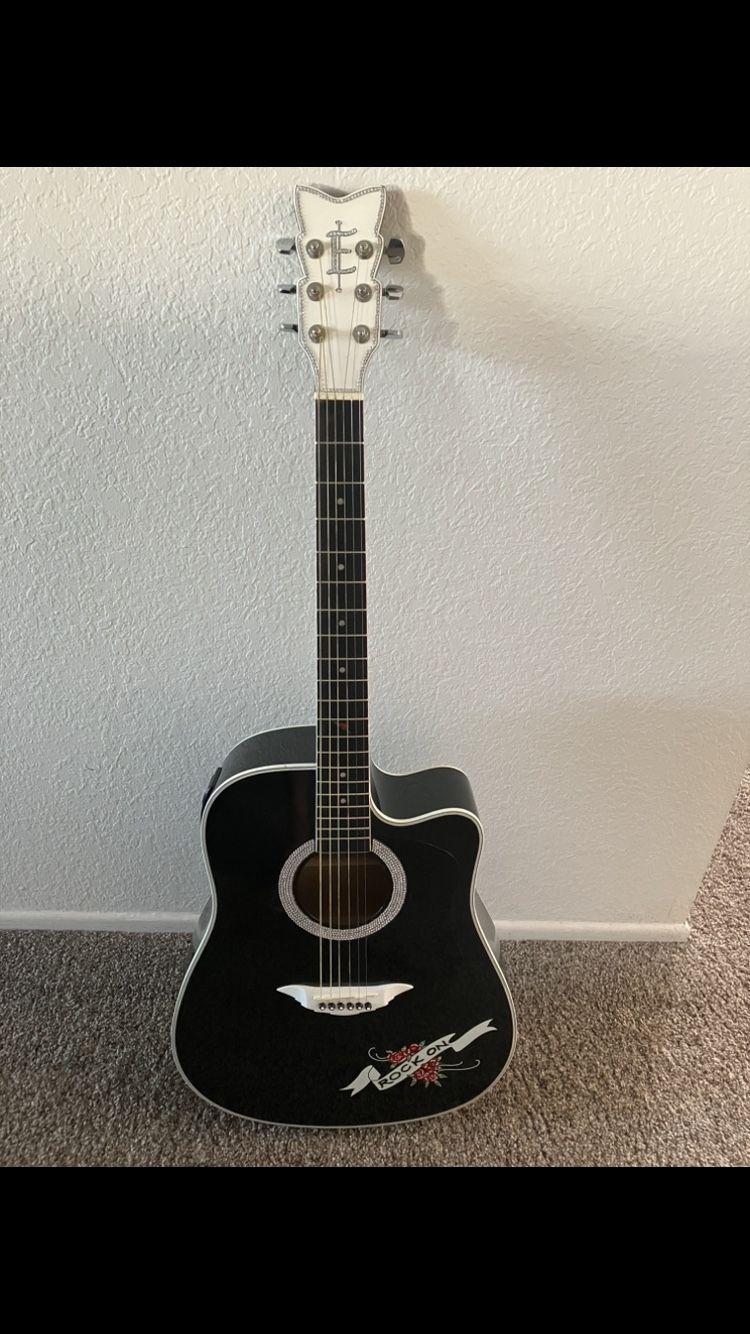 Esteban Acoustic Electric Guitar Crystal Heart Limited Edition Like New