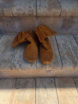 Chinese laundry Brown Suede Moccasin Boots