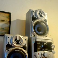 STEREO  PAMASONIC  W/Control 