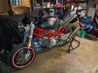 05 Ducati 620