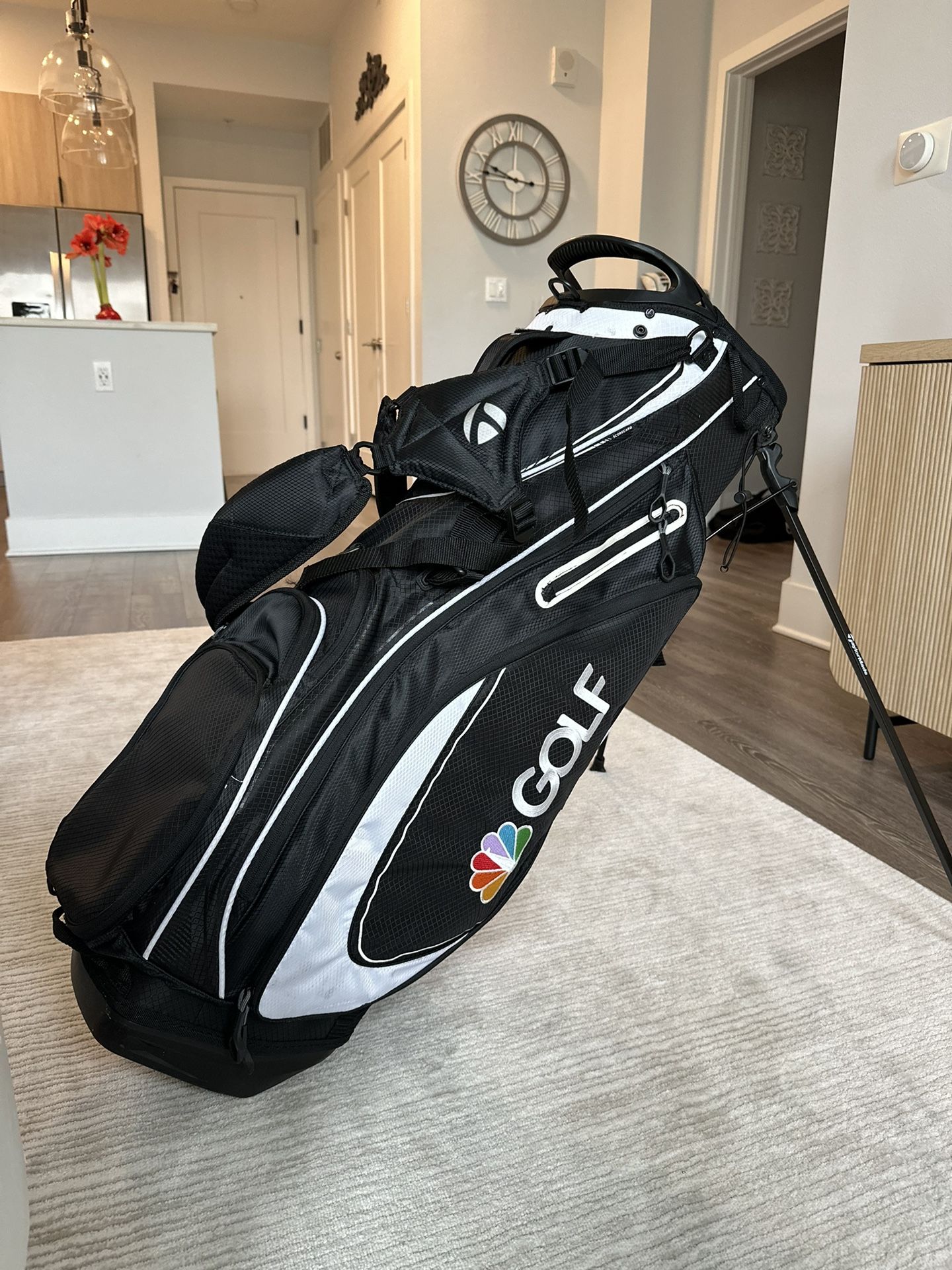 TaylorMade Golf Channel Golf Bag