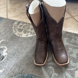 Women’s Cowgirl Boots 