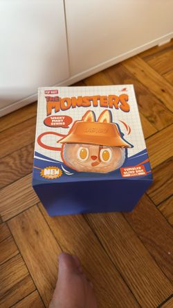 New Wacky Mart Series Tumbler Labubu