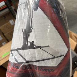 Pride Outlander Series Mobility Lift (Brand New)