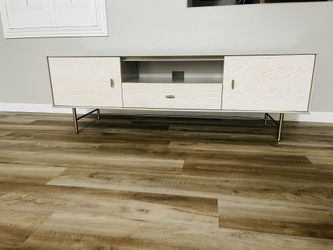 Modernist Wood & Lacquer Media Console (68"–80")