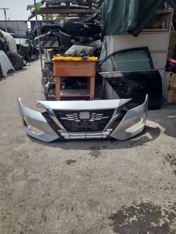 2020 Nissan Sentra Front Bumper Cover