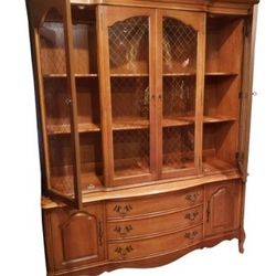 Vintage Bassett Versailles One Piece China Display Hutch Cabinet