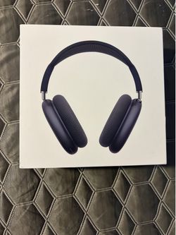 AirPod maxes pace gray