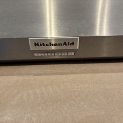 STILL For Sale: 30” KitchenAid 585 CFM Commercial-style vent