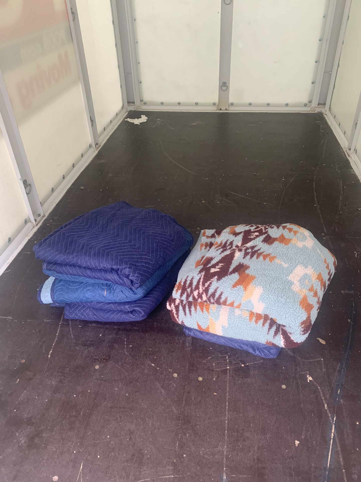Moving Blankets