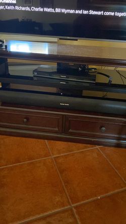 Harmon Kardon SB26 soundbar and subwoofer