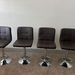Set Of 4 Island stools 