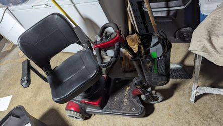 Golden Technologies Scooter