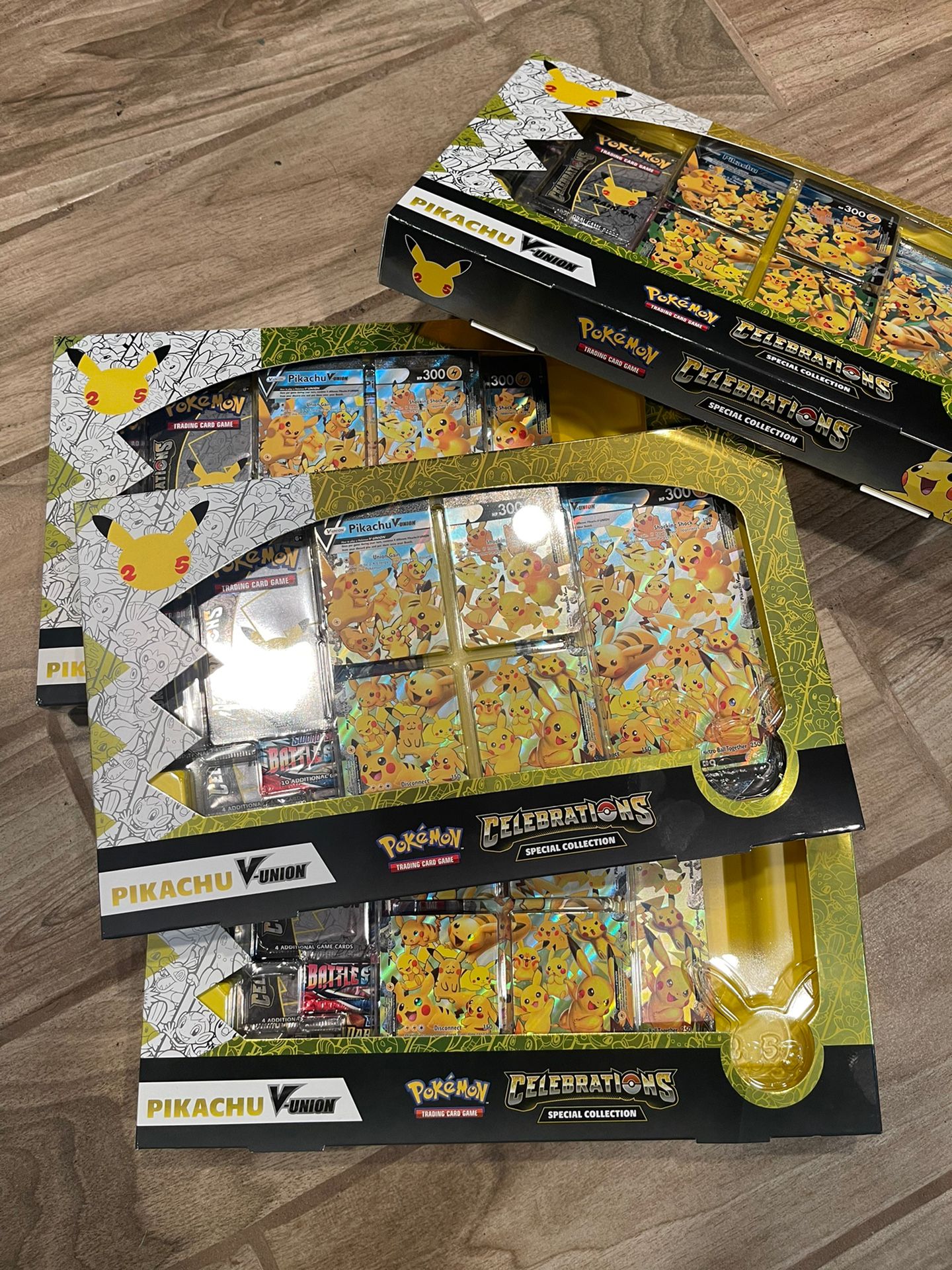 Pokémon Celebrations Special Collection Pikachu V Union Box