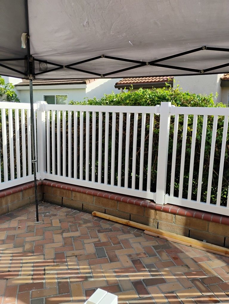 New Vinyl Fencing