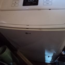 LG Portable Air Conditioner 