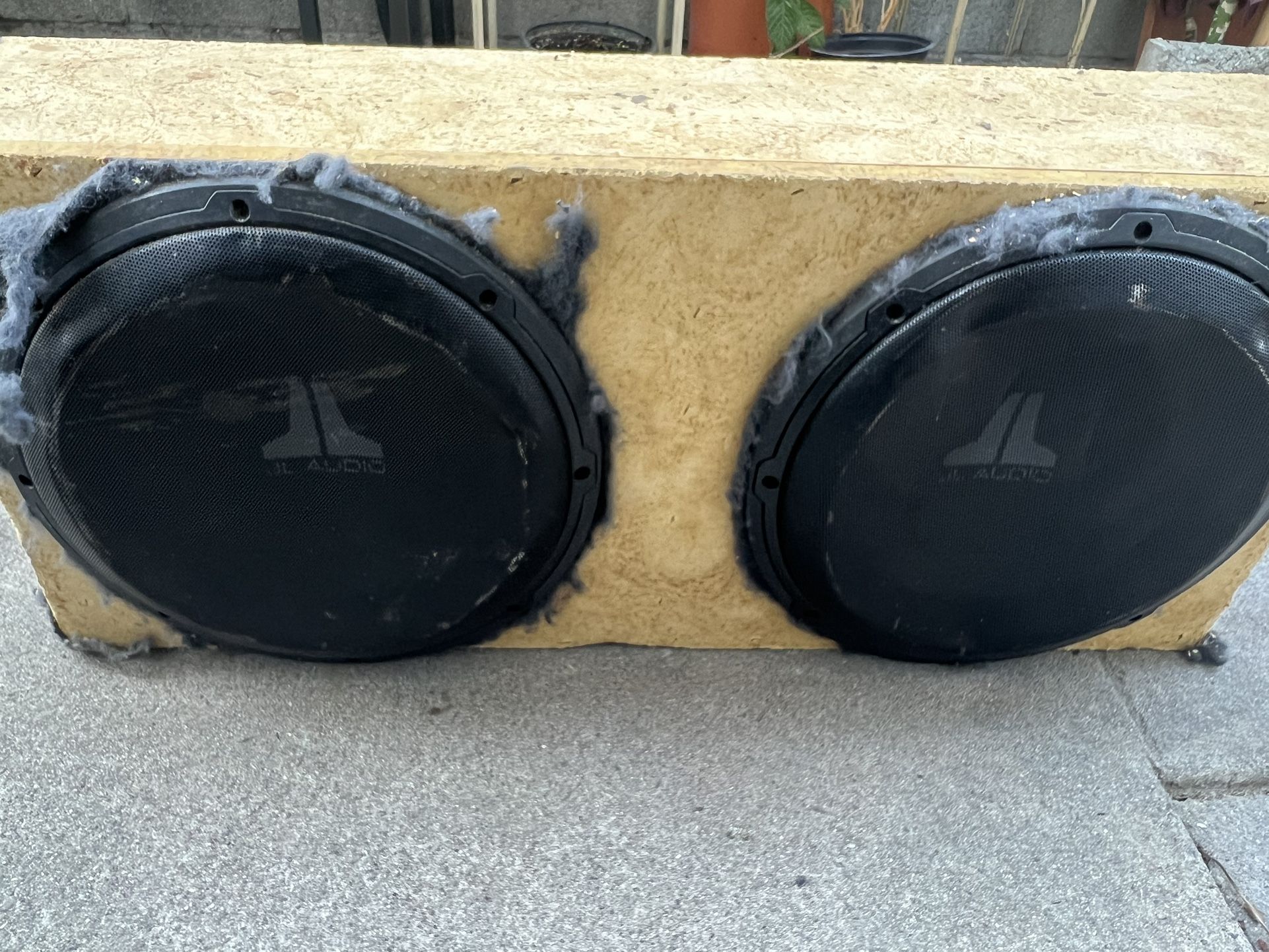 JL 12W Dual Audio & Subwoofer