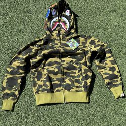 BAPE Shark Hoodie Green Camo Full Zip Size M