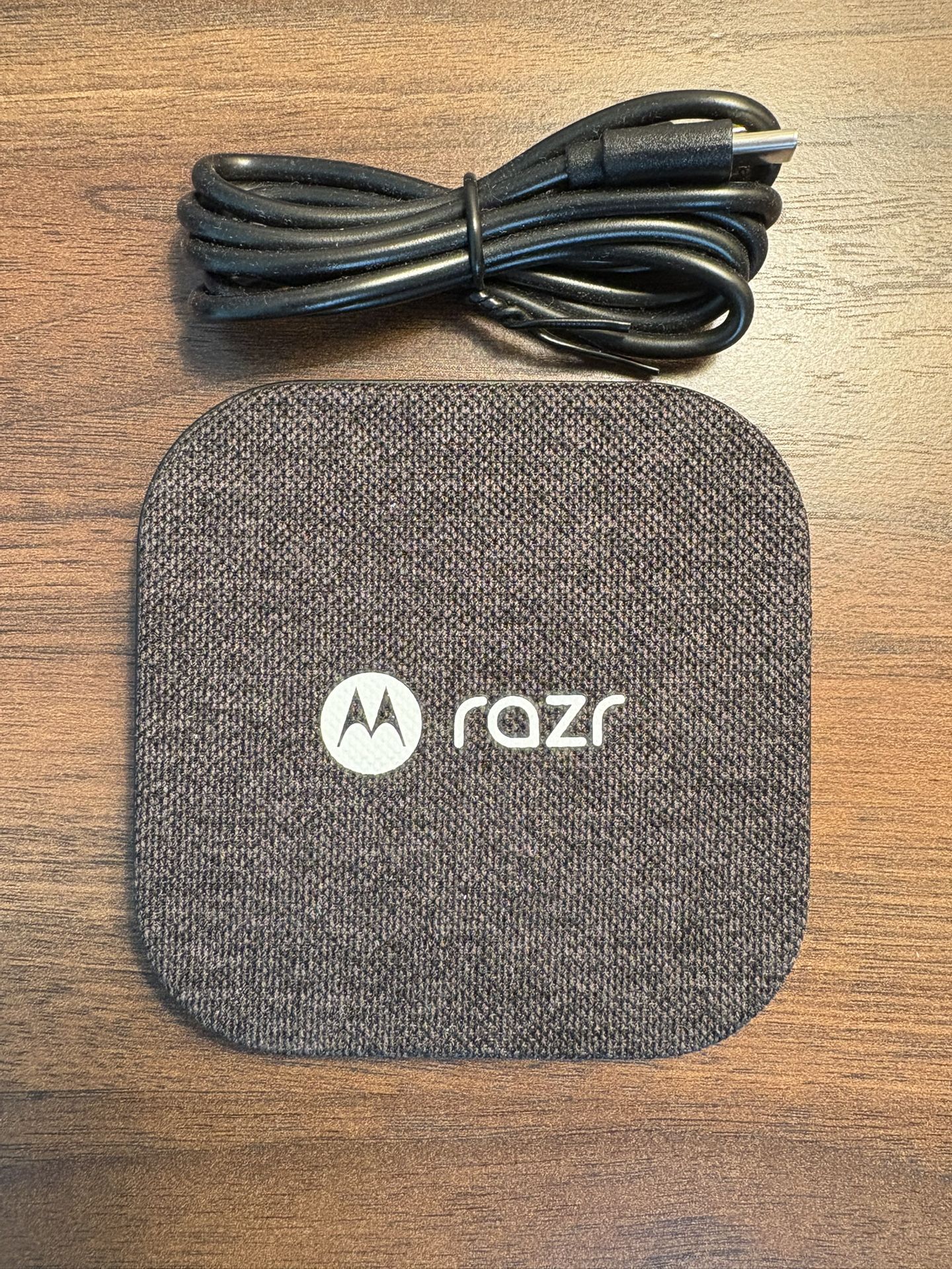 MOTOROLA WIRELESS CHARGER