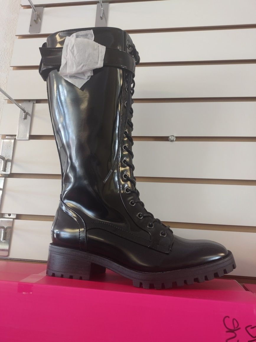 Knee Hi Lace Up Boot