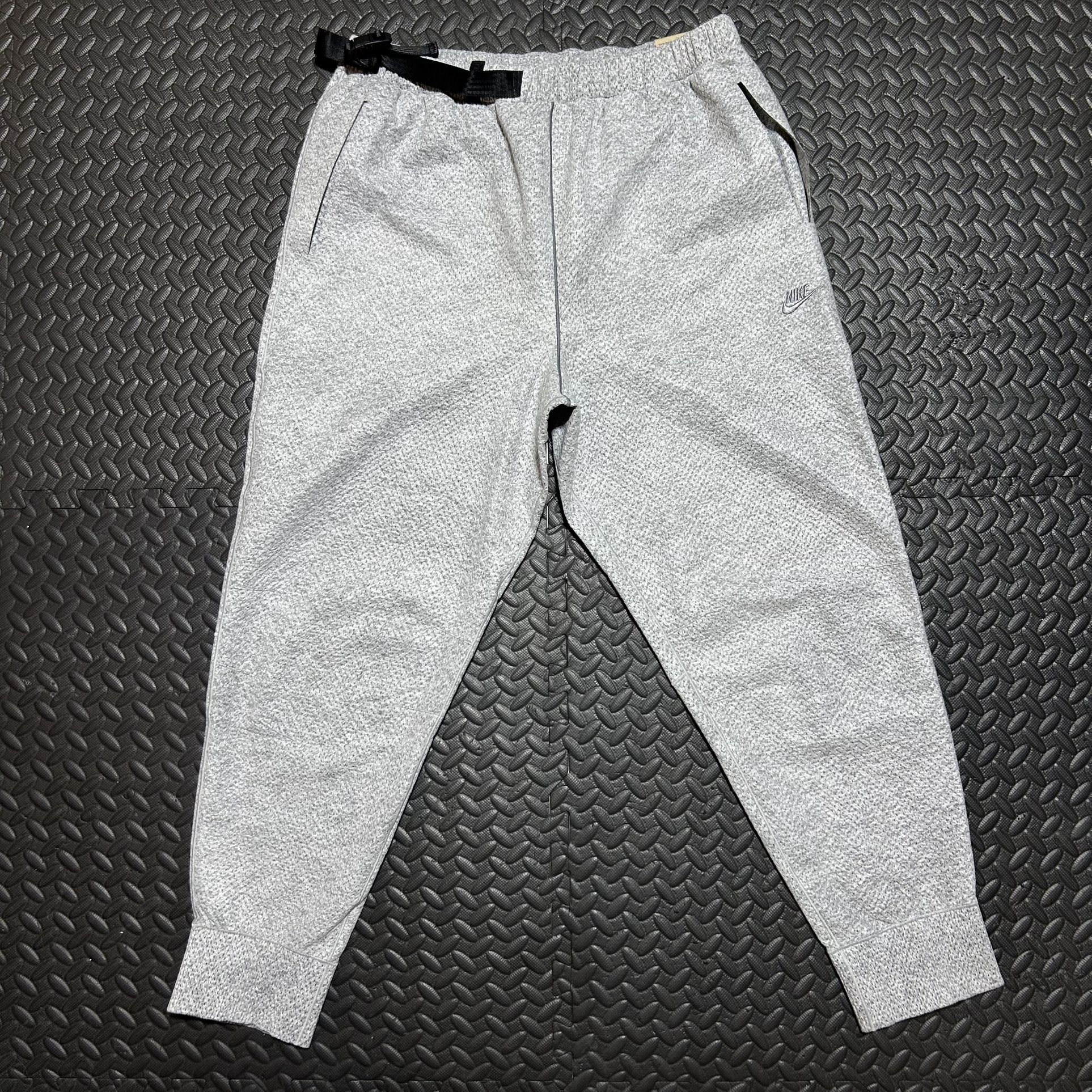 Nike Forward Tech Pack Therma Fit Pants Joggers Gray DQ4266-077 Mens Large NEW