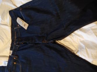 3 pairs of levi's jeans*dont ask me to call any numbers requesting codes* u will be blocked and reported*